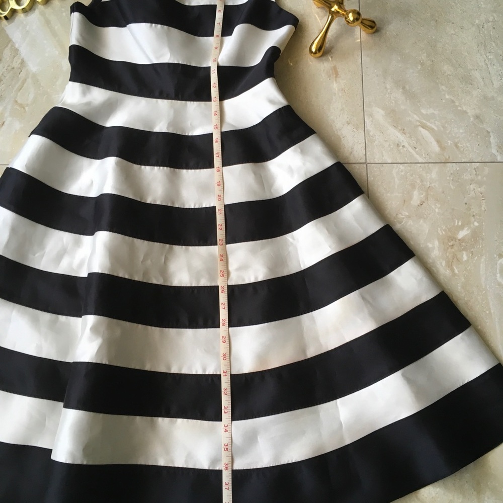 ADRIANNA PAPPELL DRESS🖤 - Picture 3 of 5